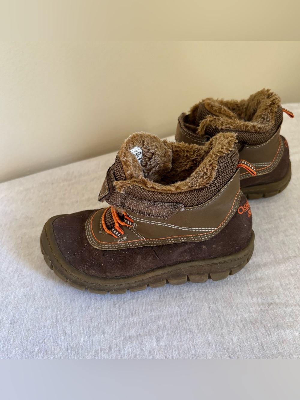 OshKosh B’gosh Marley 2 Brown Faux Fur Winter Boots Toddler Size 10